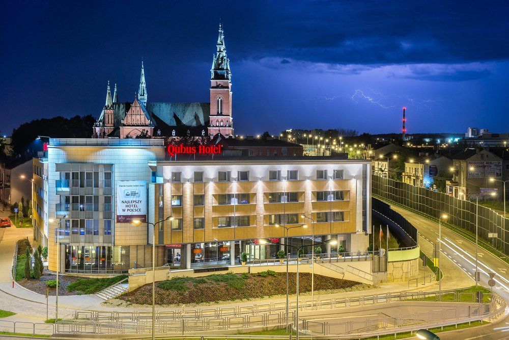 Qubus Hotel Kielce 시비엥토크시스키에주 Poland thumbnail